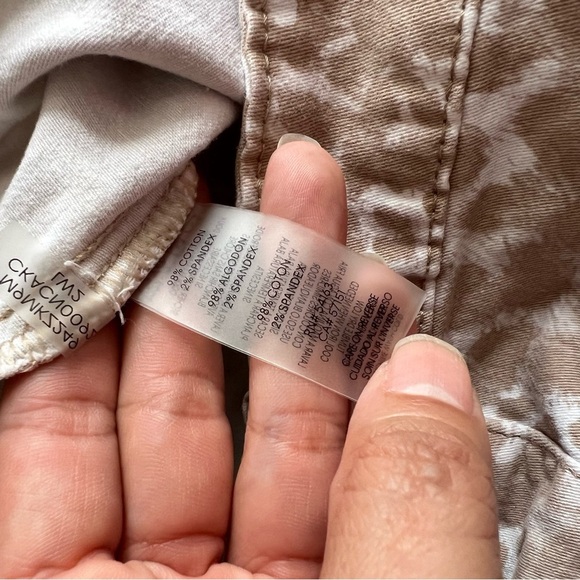 Women’s Calvin Klein cheetah print jeggings - Picture 6 of 7